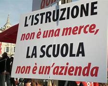 La proposta di far assumere i docenti direttamente dalle scuole è espressione dell’obsoleta ideologia della scuola-azienda