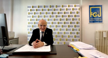 Maturità. SoS Commissari &#039;Esame. Di Meglio: Compensi fermi da molti anni. Le basse ritribuzioni che colpiscono la categoria degli insegnanti, si riflettono anche sui commissari d&#039;esame